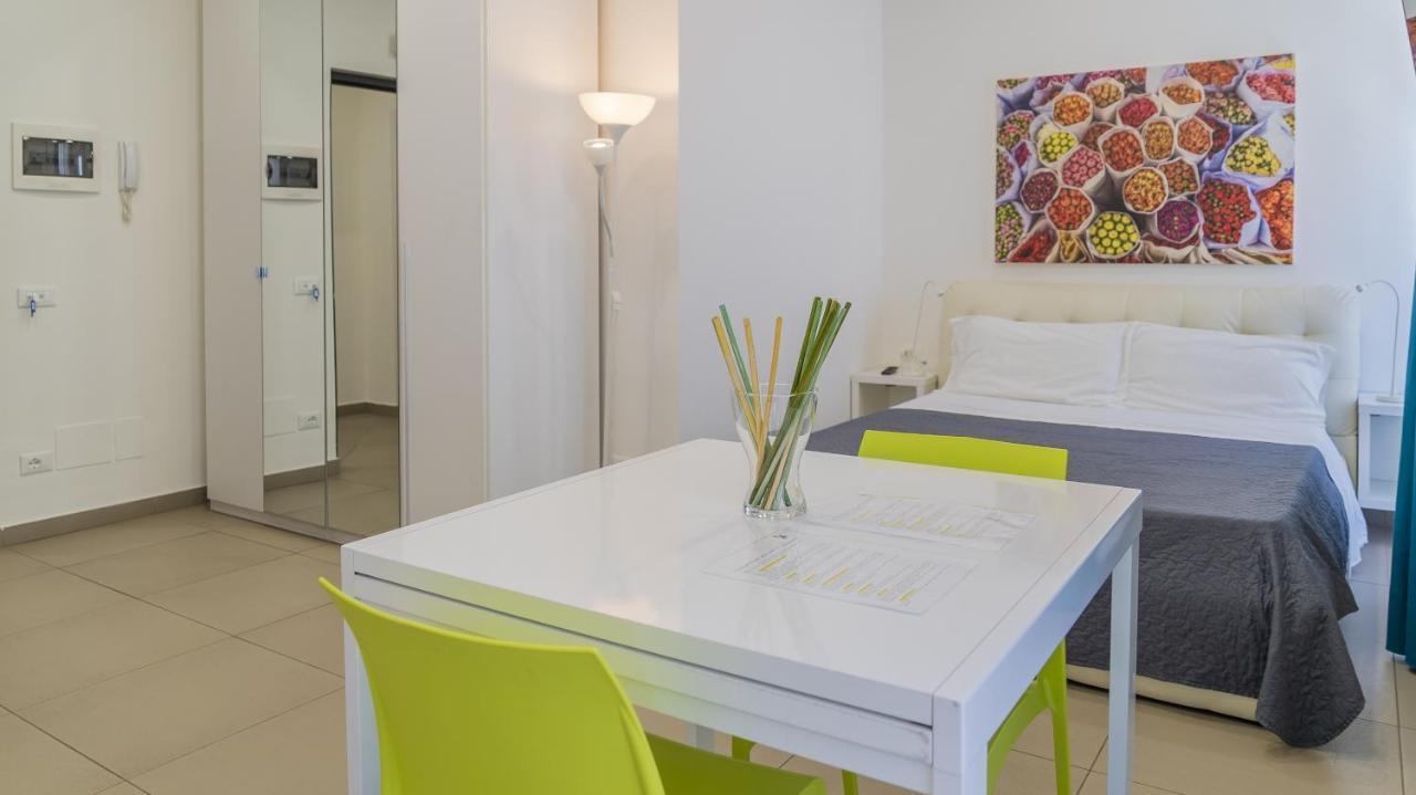 Palazzo Dei Delfini By Receptio Apartment *