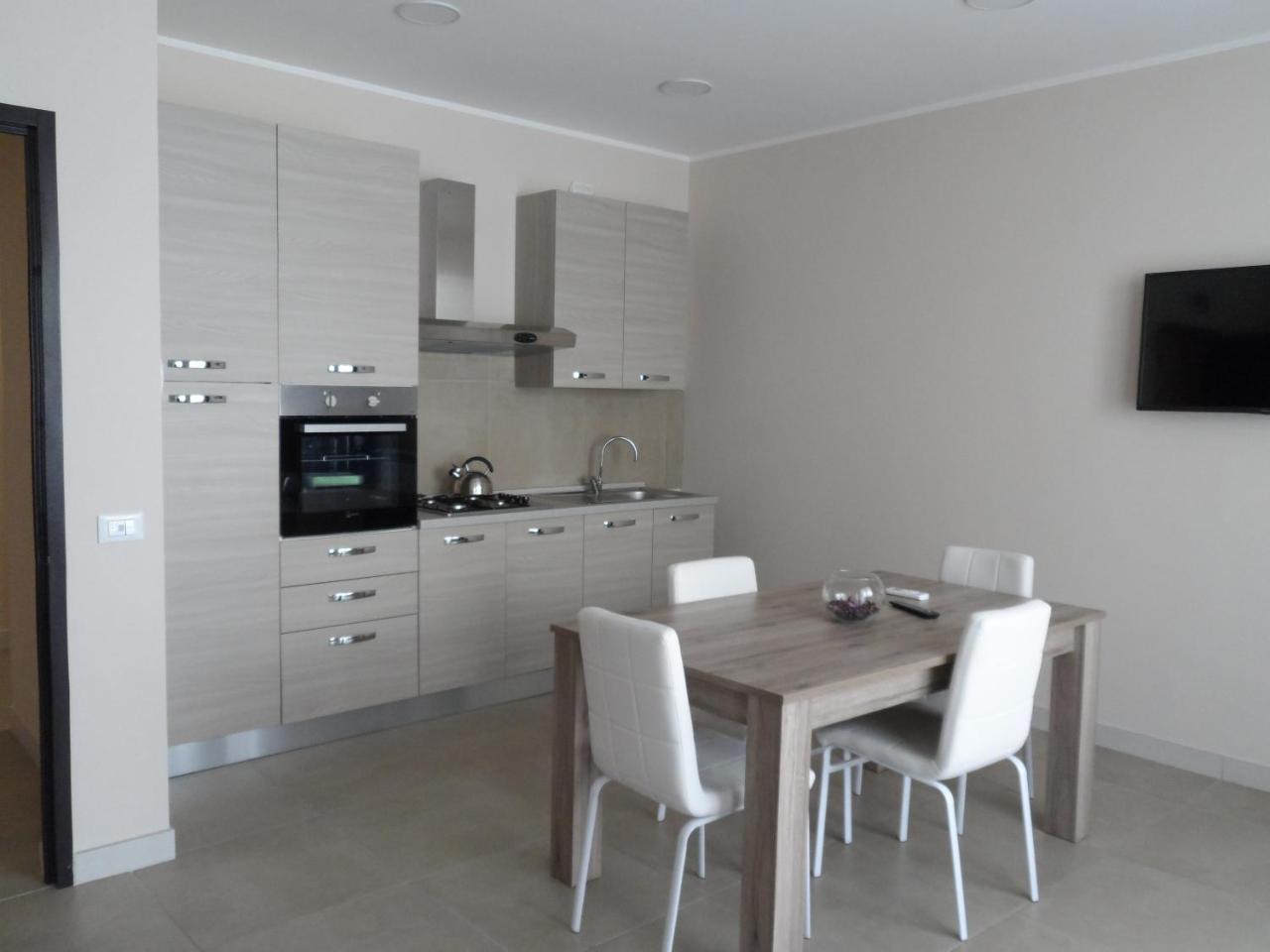 Palazzo Dei Delfini By Receptio Apartment
